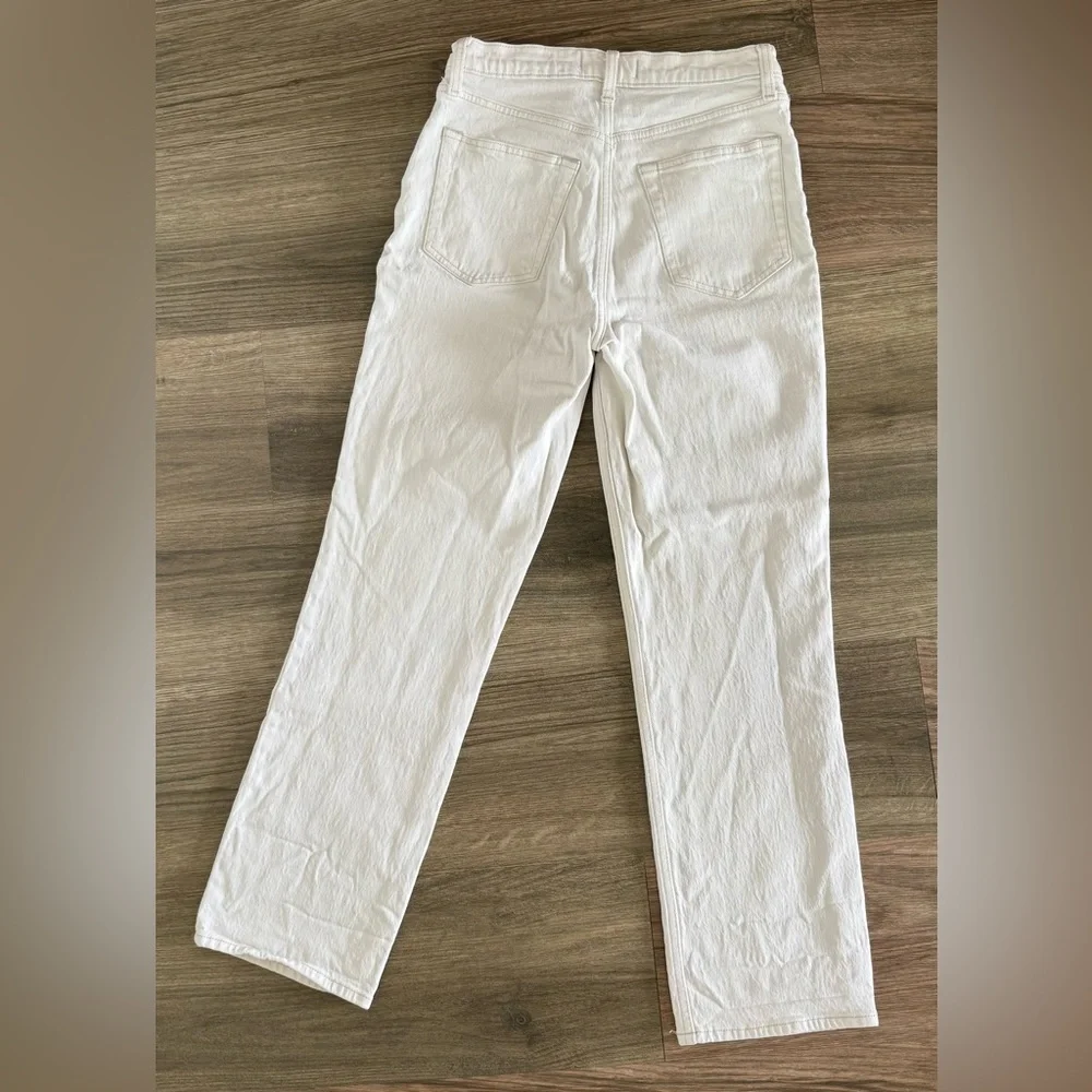 Abercrombie & Fitch Women’s 90s Straight Ultra High Rise  Cream Jeans - 27 / 4S - Picture 4 of 5